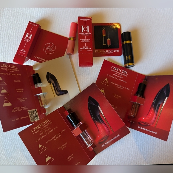 Carolina Herrera Lot - Picture 7 of 16